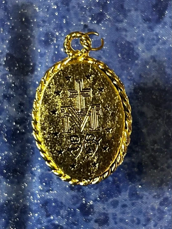 Gold-Tone Religious Medal Pendant - Picture 5 of 7